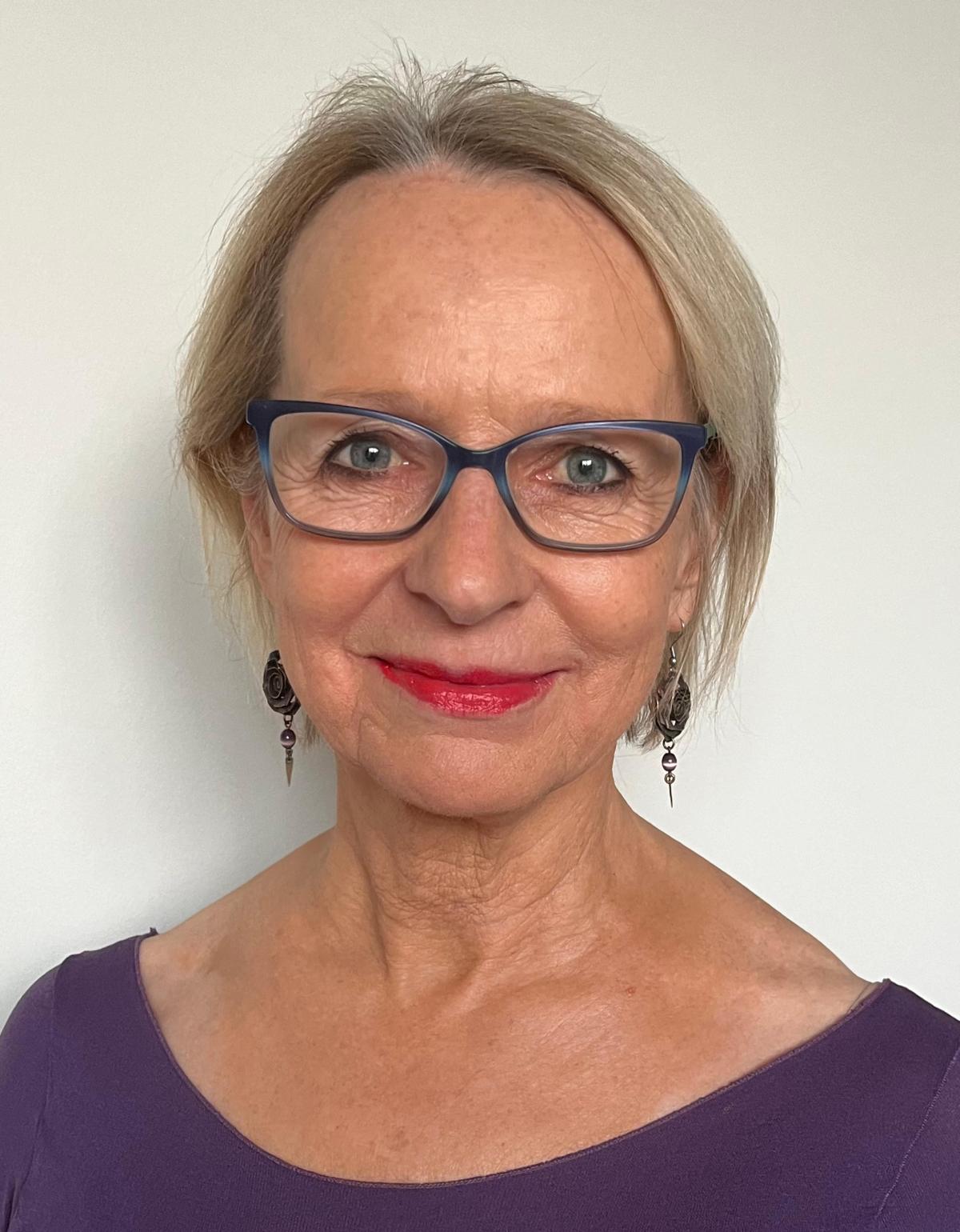 Anita Anderson OAM was awarded the Medal of the Order of Australia.