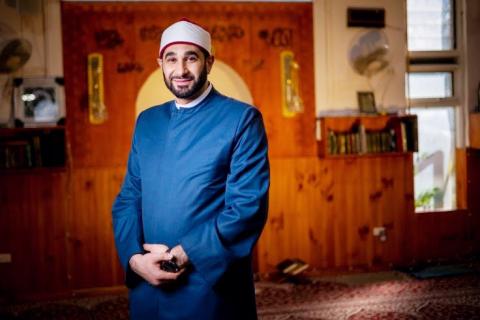 Imam Alaa Elzokm OAM in blue shirt