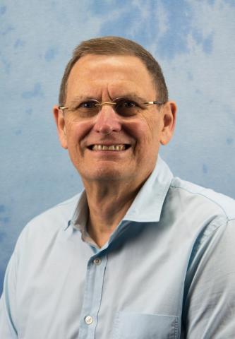 Headshot of Professor Robert Ali AO